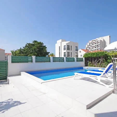Apartment Srzic *
