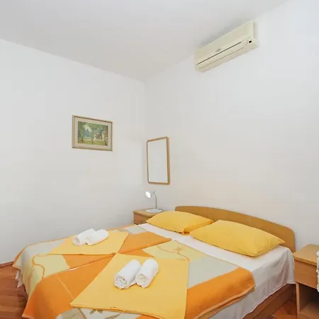 Apartment Srzic *