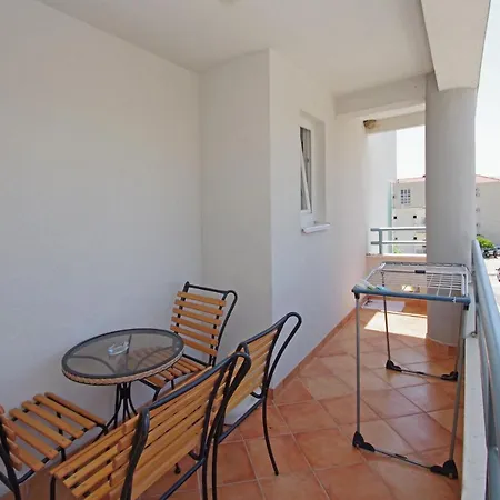 Apartment Srzic *