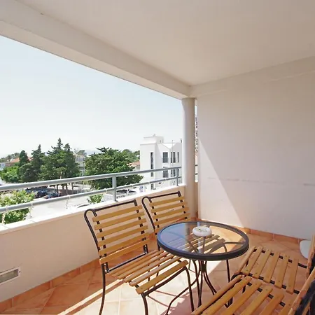Srzic Apartment *